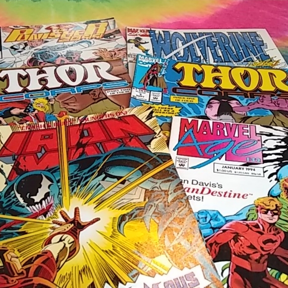 Marvel Super Heroes Comic Books Lot of 7 - Picture 1 of 8